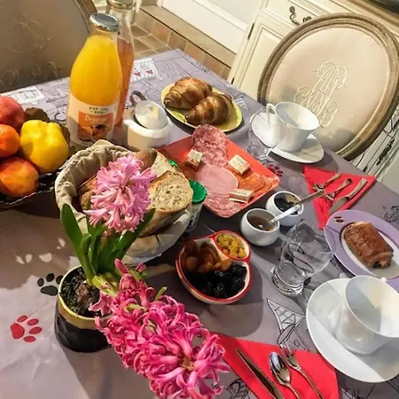 Frühstückspension La Tour Cachee Mortain-Bocage