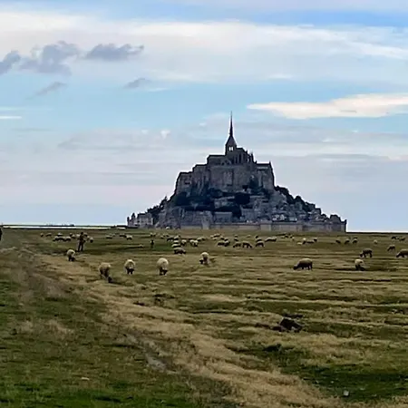 Frühstückspension La Tour Cachee Mortain-Bocage