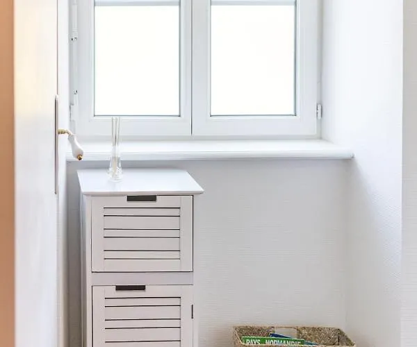 La Tour Cachee Bed & Breakfast *