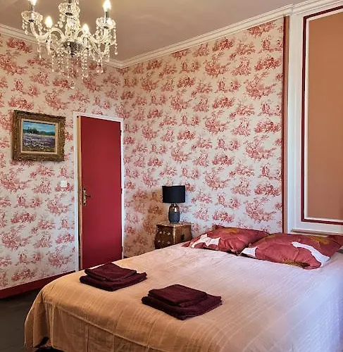 La Tour Cachee Mortain-Bocage